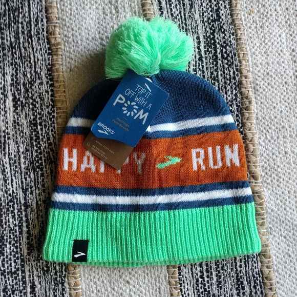Brooks Happy Run hat pompom - Picture 2 of 5